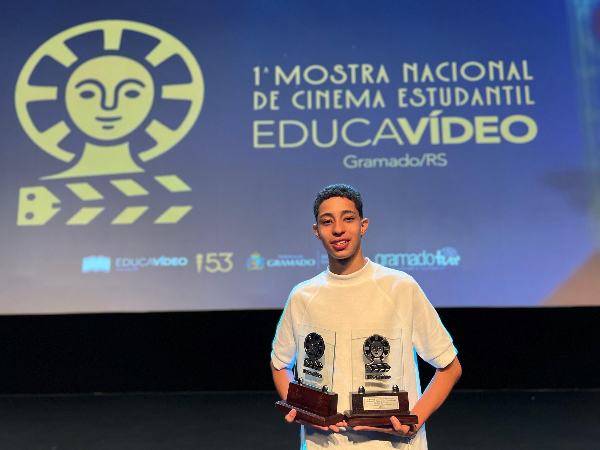 Recife brilha no Festival de Gramado e conquista três troféus na estreia da Mostra Nacional de Cinema Estudantil