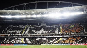 Mosaico da torcida do Botafogo no Estadio Nilton Santos