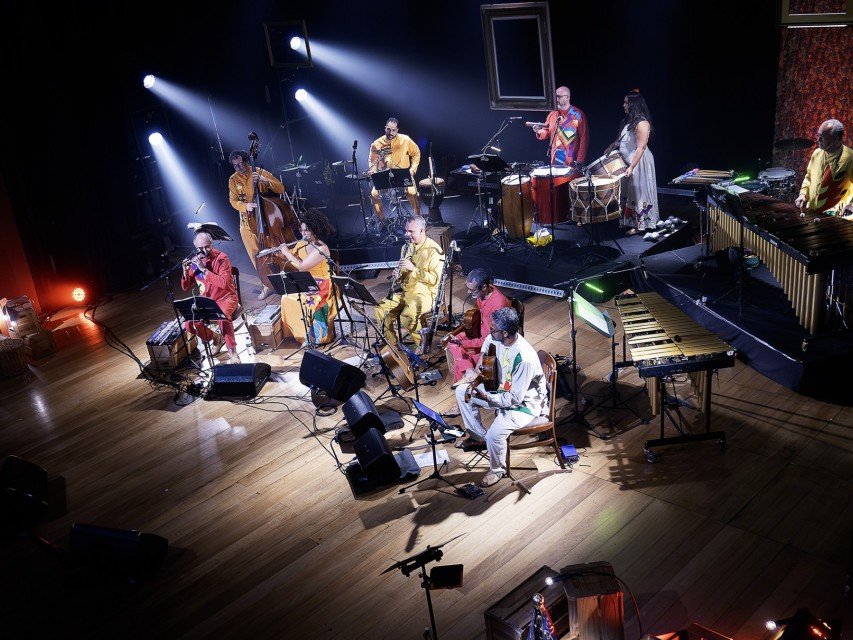 Grupo SaGRAMA no show 'Na Trilha dos 30' HÉLDER FERRER/DIVULGAÇÃO