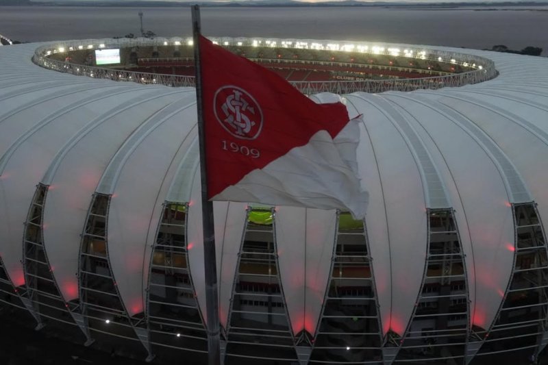 Imagem externa da Arena Beira-Rio, em Porto Alegre (RS)