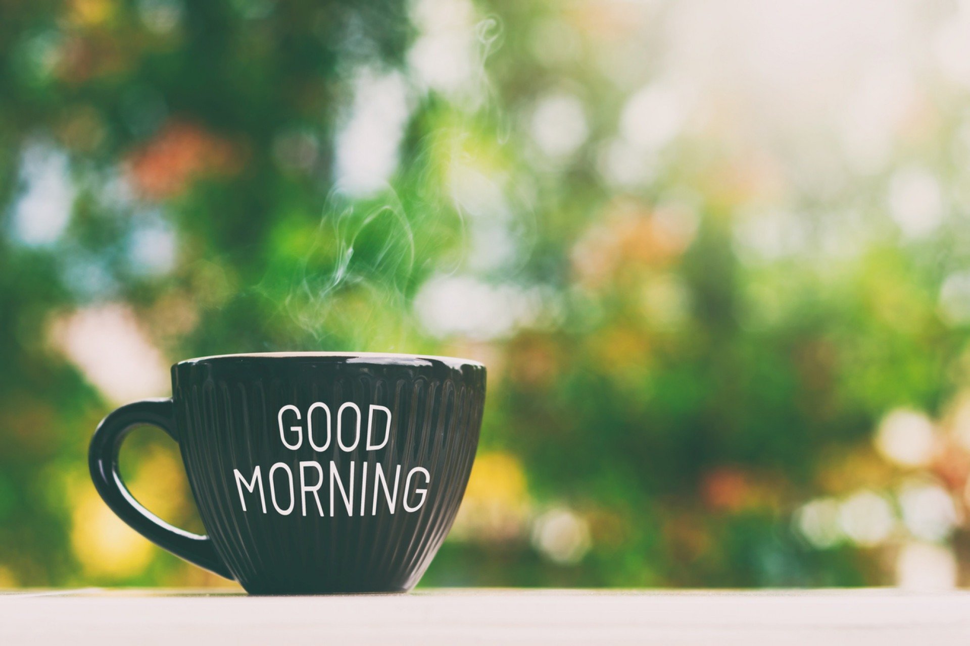 Bom dia, sexta-feira (15)! Veja 12 mensagens lindas e positivas para enviar