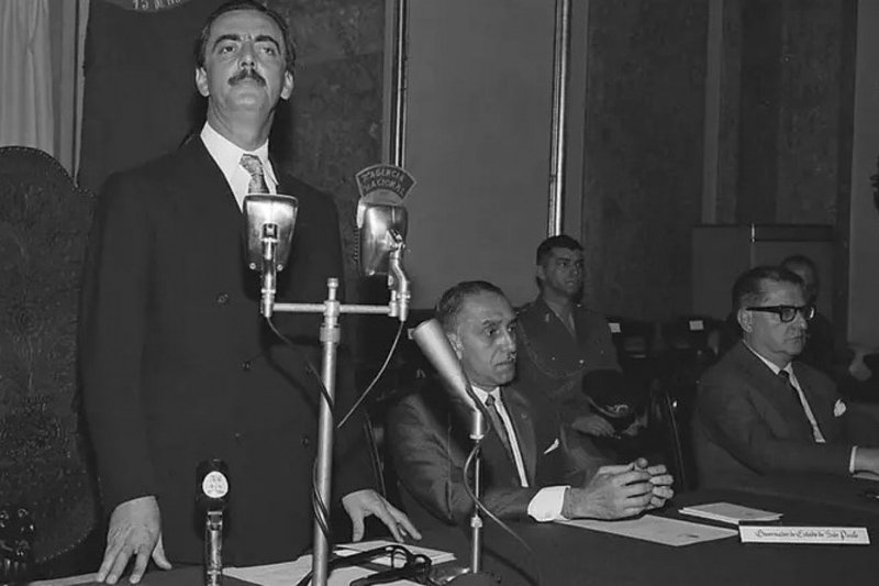 Jânio Quadros renunciou no dia 25 de agosto de 1961