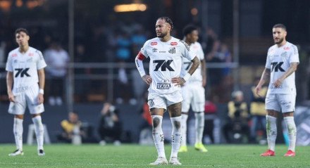 Santos sofre goleada histórica para o Vasco no Morumbis