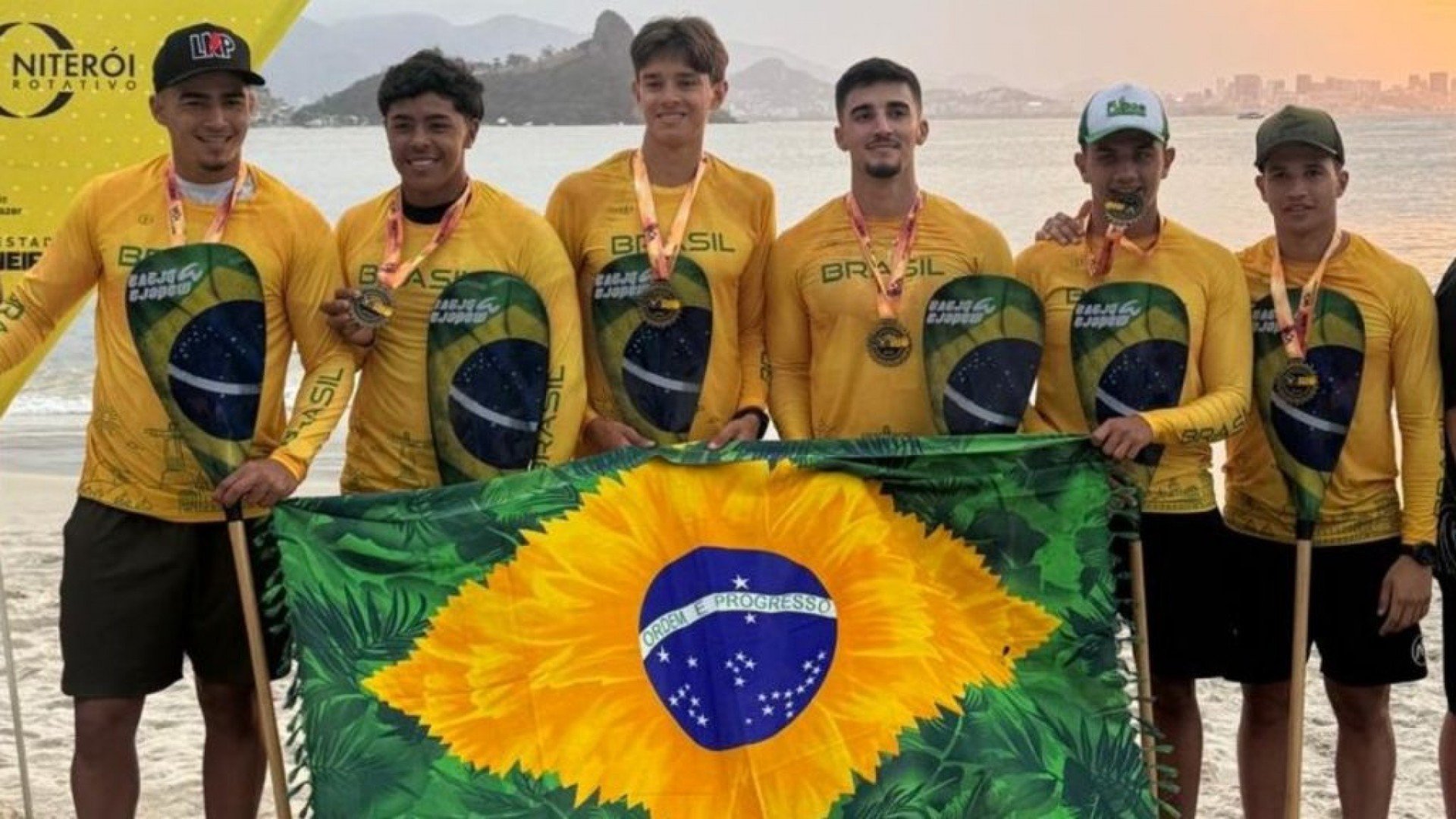 Brasil conquista histórica medalha de Ouro no Mundial de VA´A em Niterói (RJ) 