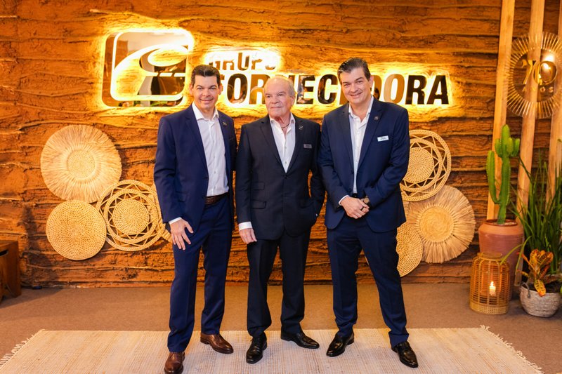 Pablo Ribeiro, CFO do Grupo Fornecedora; Nertan Ribeiro, presidente do Grupo Fornecedora; e André Ribeiro, CEO