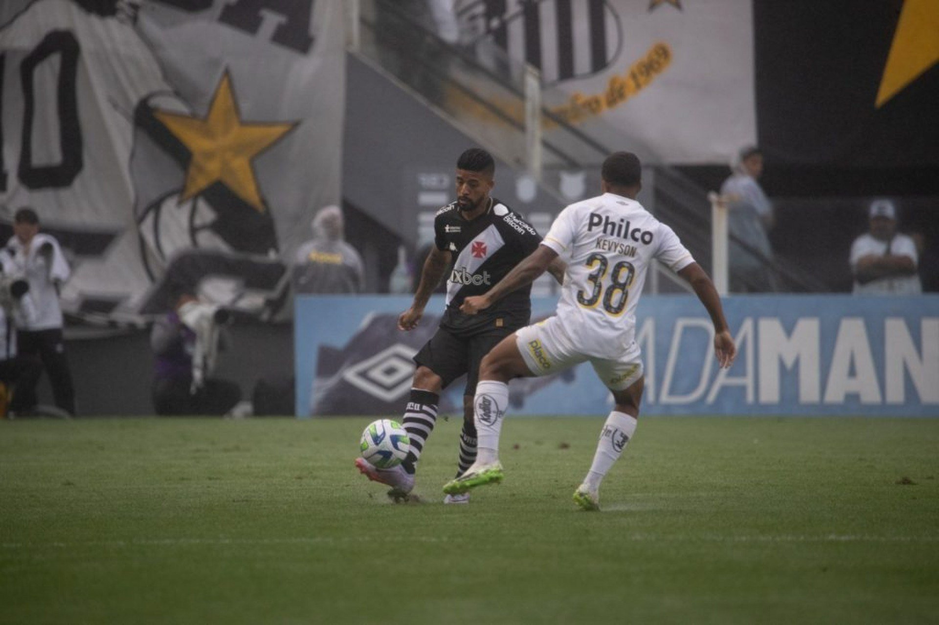 Santos defende invencibilidade no Morumbis em duelo contra o Vasco