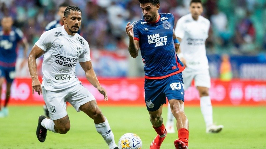 Lance do jogo entre Bahia x Ceará pela 1ª fase da Copa do Nordeste