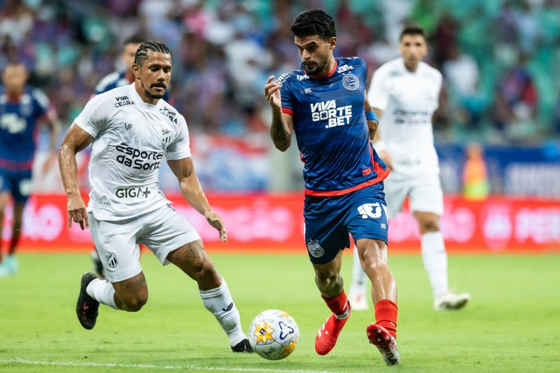 Lance do jogo entre Bahia x Ceará pela 1ª fase da Copa do Nordeste