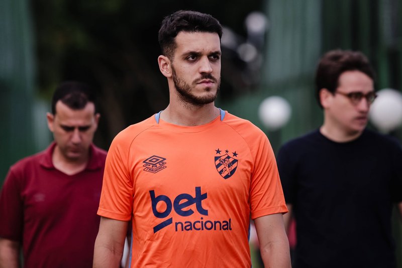 Lucas Kal, novo volante do Sport