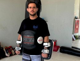 Leonardo Destro alcança 17 anos nas artes marciais e transforma vidas com muay thai e jiu-jitsu