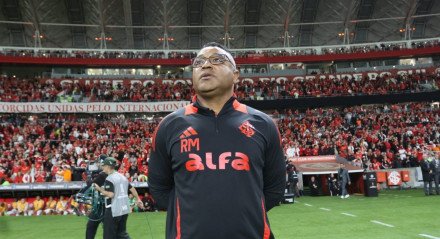 Mesmo com a eliminação, o técnico do Colorado ressaltou o comprometimento e a dedicação de seus jogadores nos confrontos contra o Flamengo