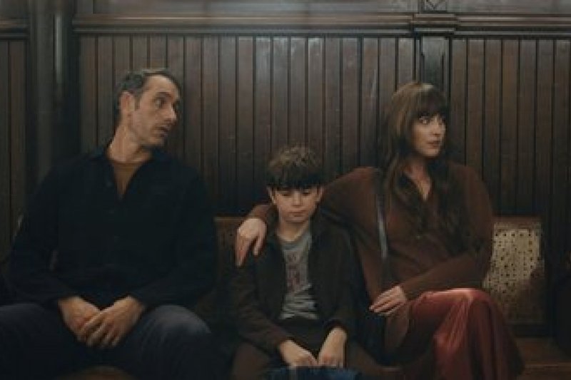 Amores à parte (2025)