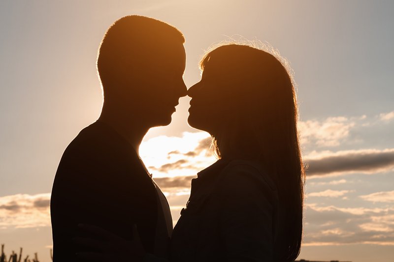 Imagem ilustrativa de um casal feliz! 