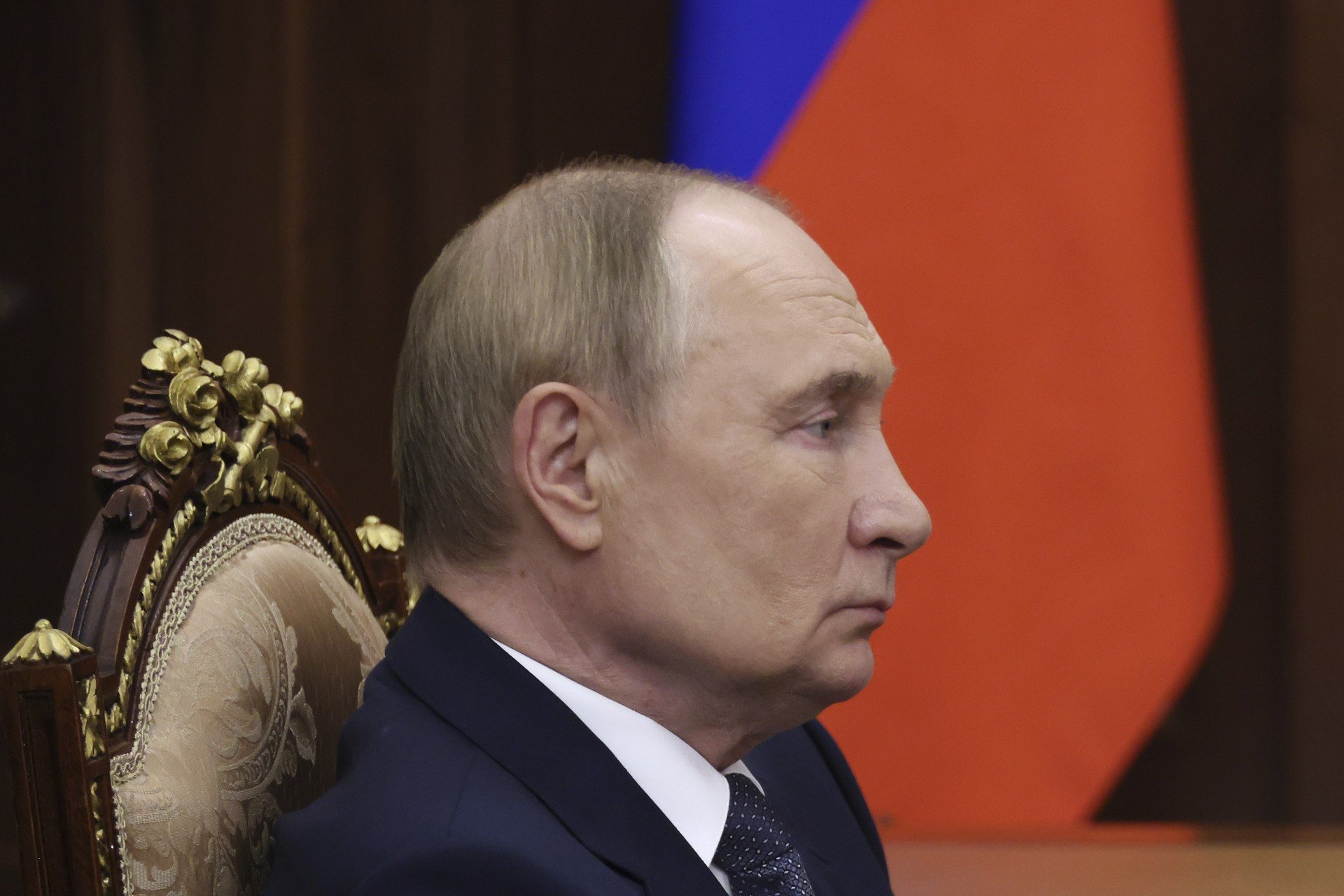  Putin exige Donbass e garantias de que Ucrânia não entrará na Otan nem terá forças do Ocidente 
