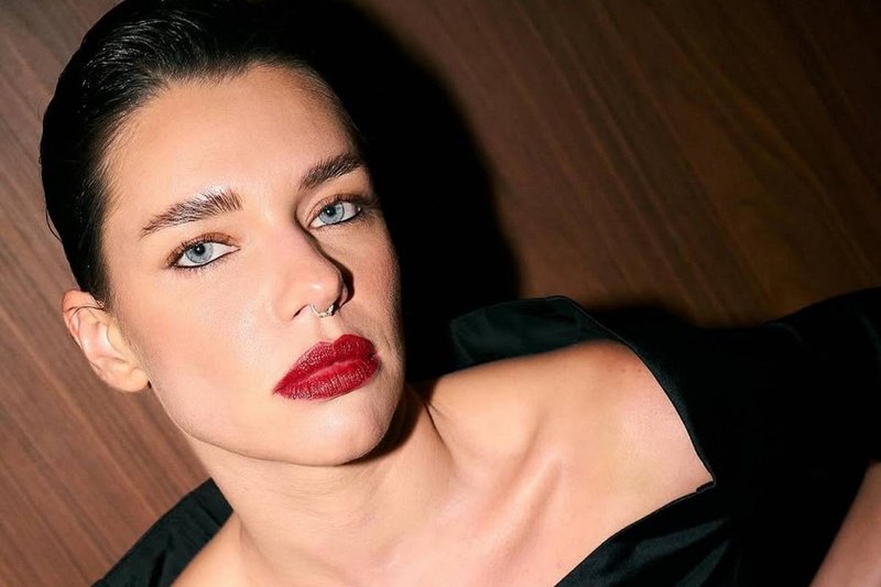 Bruna Linzmeyer rebate críticas a cenas de sexo explícito: “Tem gatilhos maiores do que o prazer”