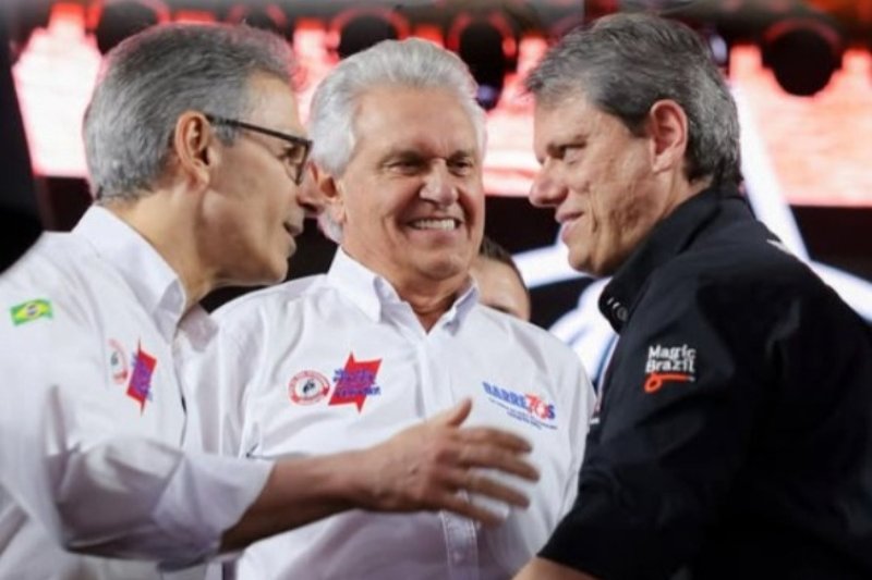Os governadores de São Paulo, Tarcísio de Freitas (Republicanos); de Goiás, Ronaldo Caiado (União Brasil), e de Minas, Romeu Zema (Novo), cotados para concorrer à Presidência, compareceram a Festa do Peão de Barretos