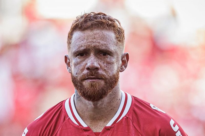 Souza, volante e capitão do América-RN