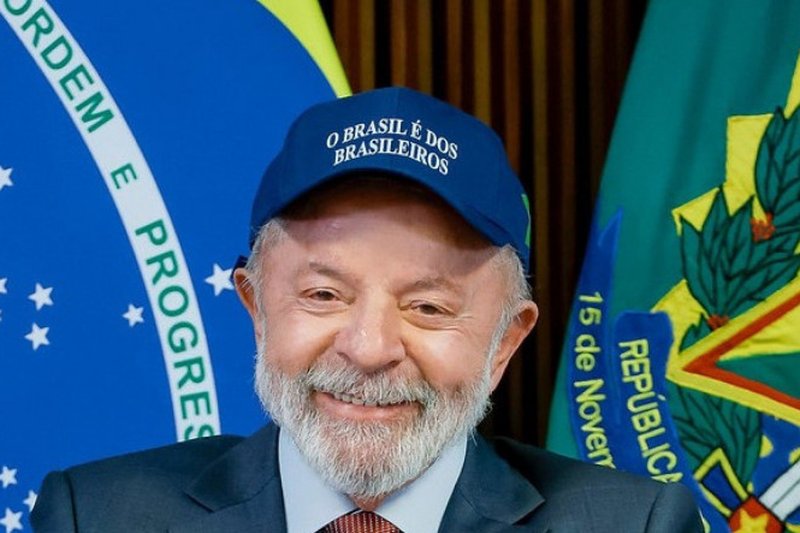 Sem opção: a esquerda vê em Lula a única opção para manter-se no poder