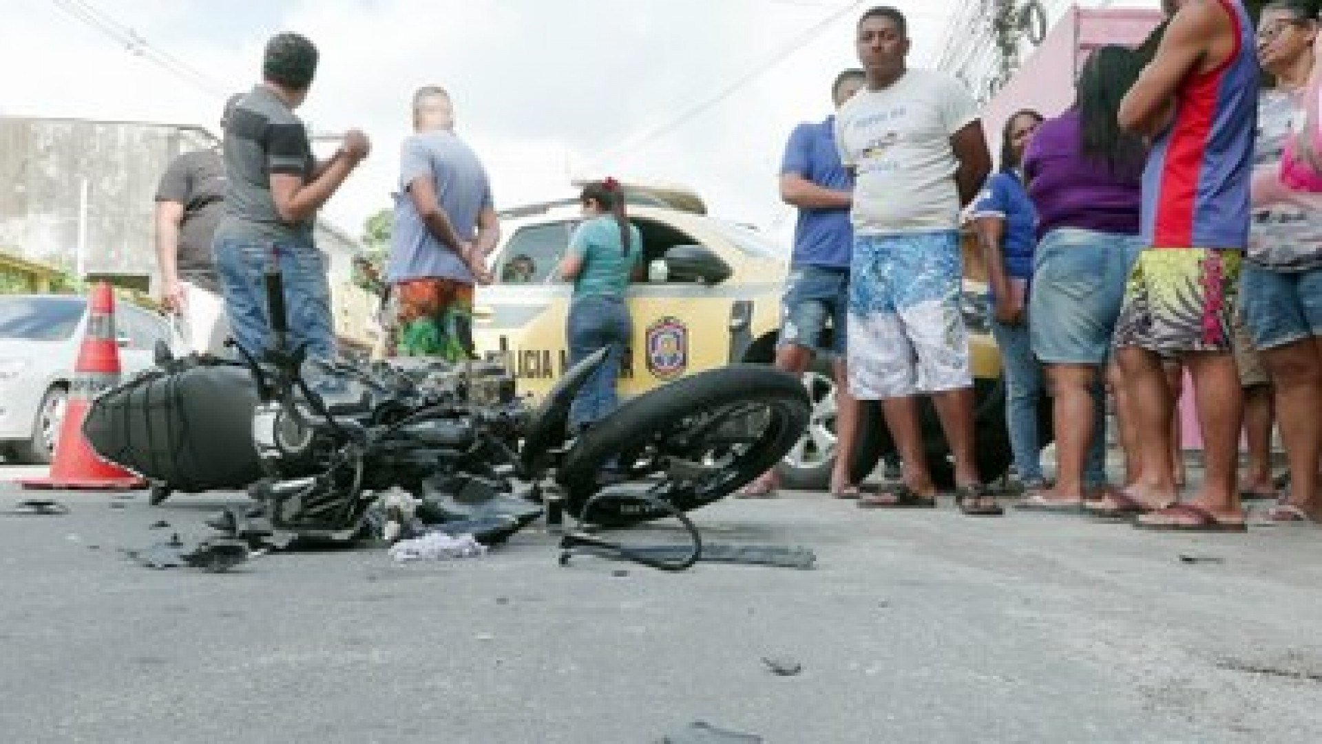 Motociclista morre após colisão frontal com ônibus em Jaboatão dos Guararapes