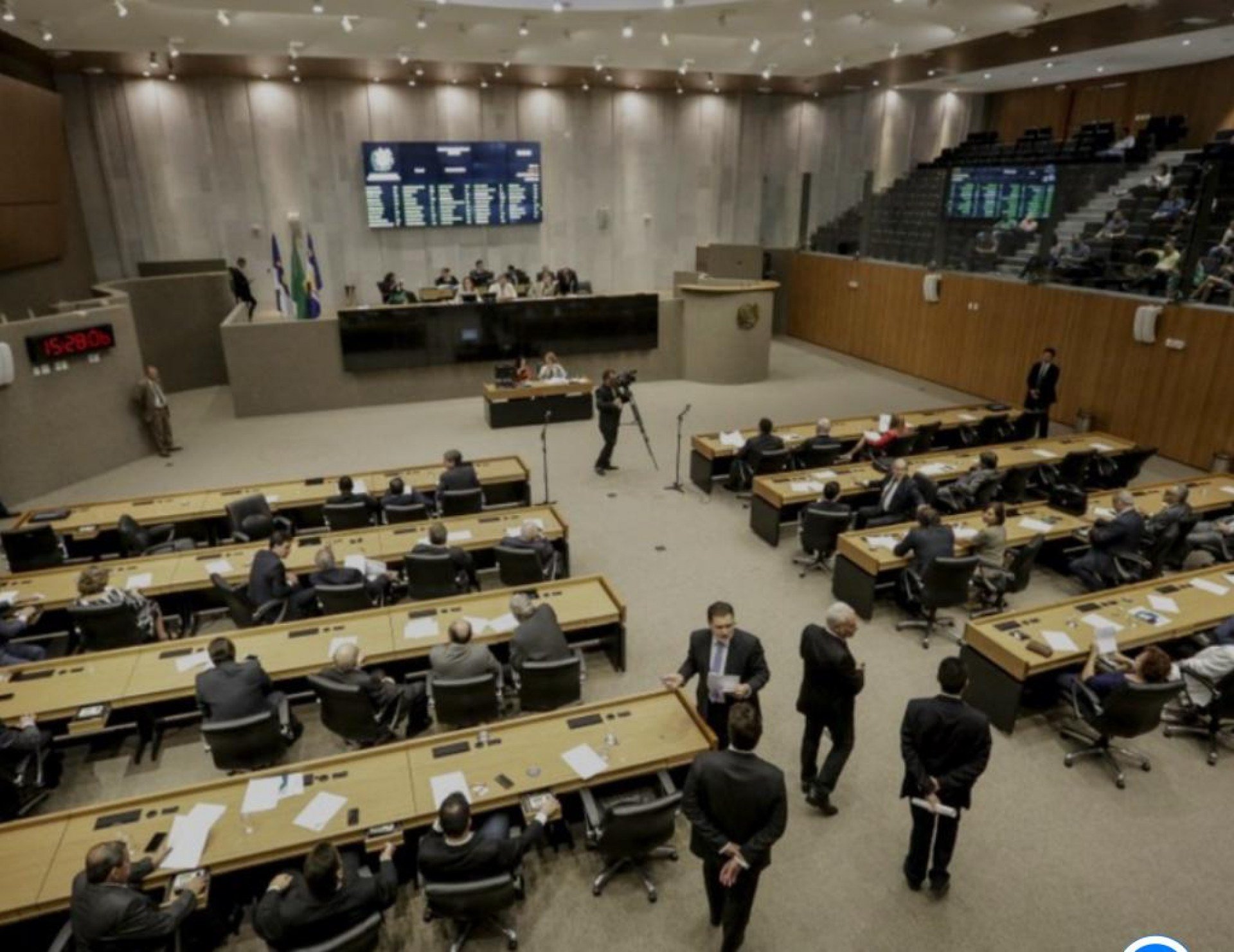 Em banho-maria, CPI da Publicidade vira batalha judicial e não tem data para atuar  
