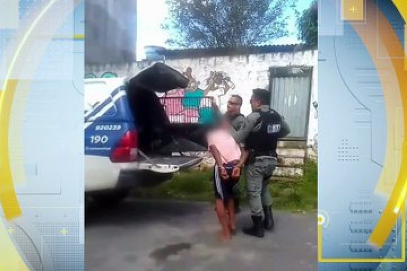 Invasor ameaçou a idosa com faca; Polícia Militar conseguiu negociar a rendição