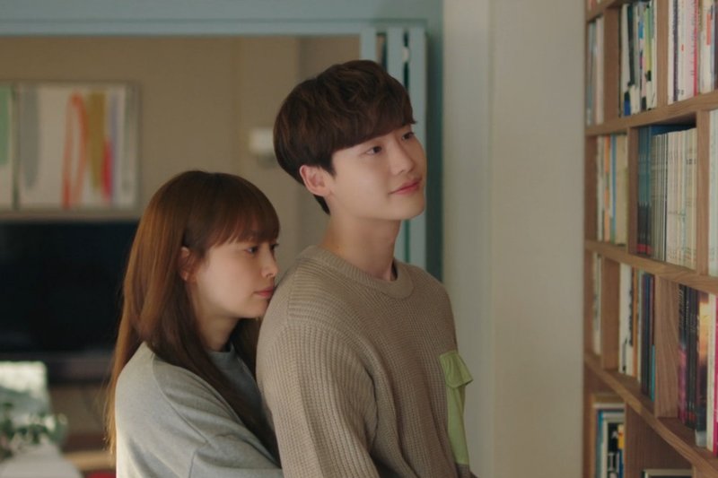 Imagem do dorama "Romance Is a Bonus Book"