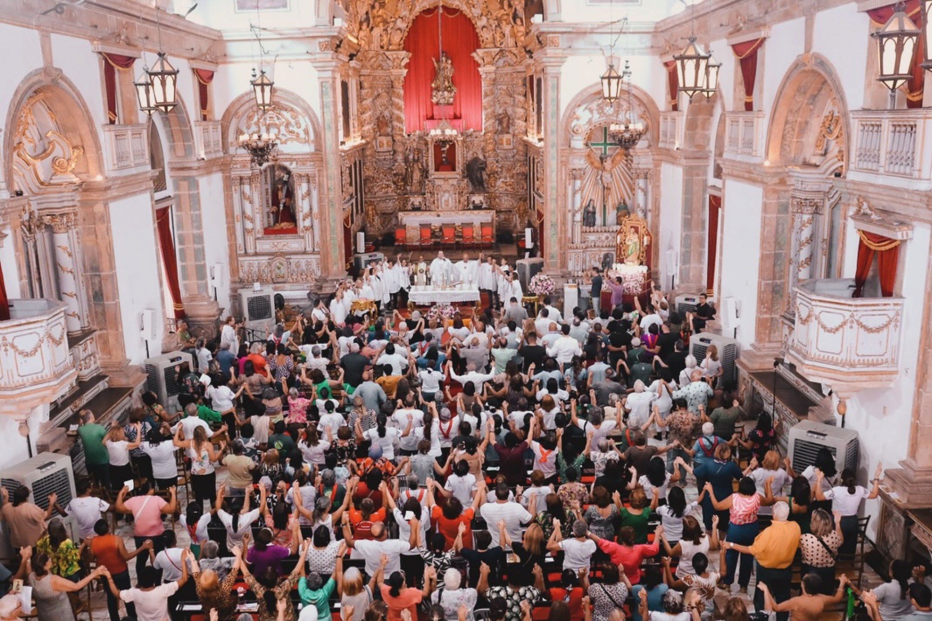 Encerramento da Festa de Nossa Senhora da Cabeça reúne fiéis neste sábado no Recife Antigo