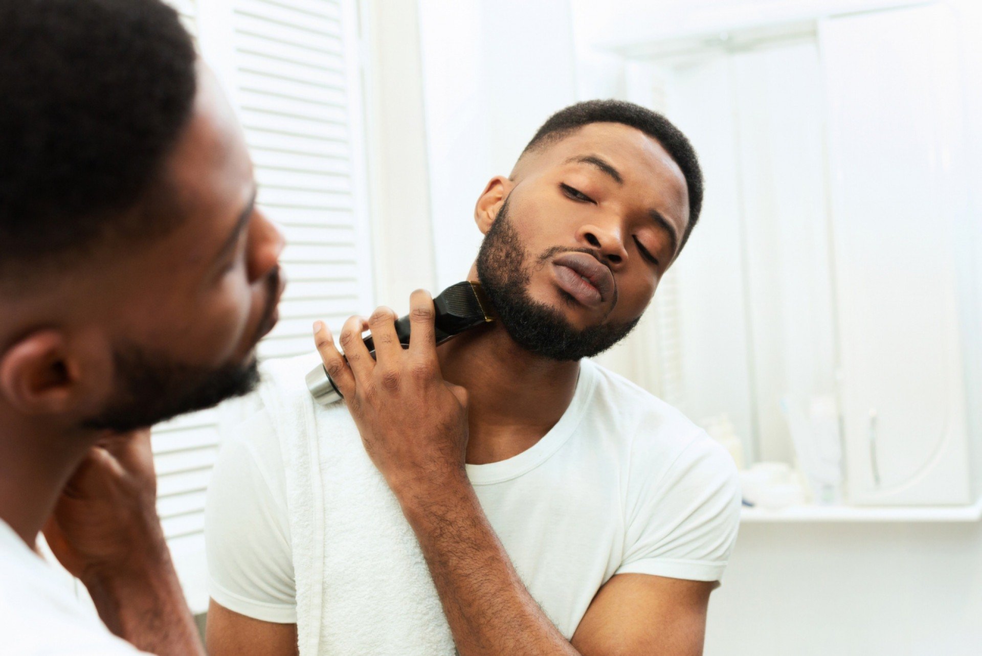 Barba curta, longa ou desenhada? Como escolher o estilo ideal para o seu rosto