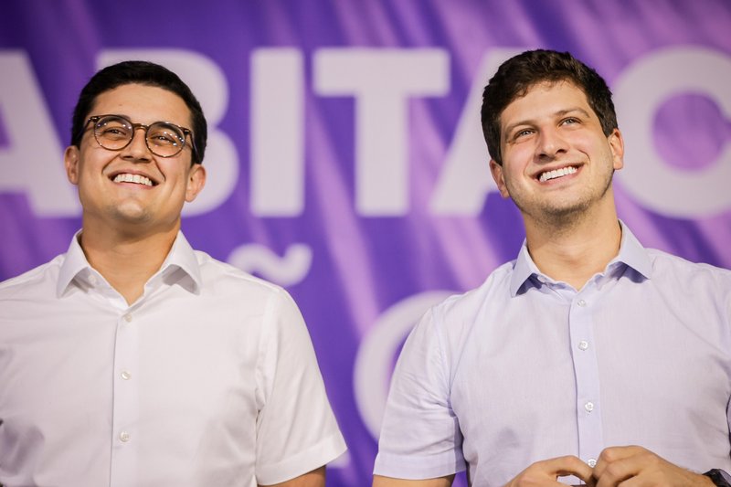 Victor conheceu João Campos, atual prefeito do Recife, em 2011, quando cursaram engenharia juntos na Universidade de Pernambuco