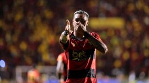 Derik Lacerda, atacante do Sport