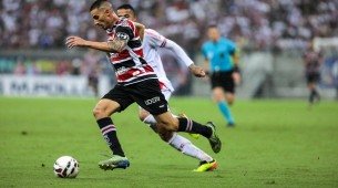Santa Cruz 1 x 0  América-RN, jogo de ida das quartas de final da Série D do Campeonato Brasileiro.