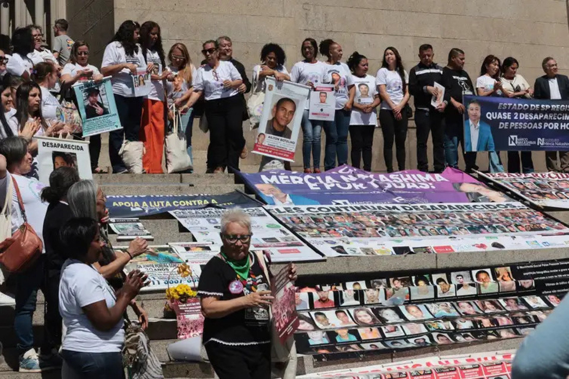 Ato em SP lança movimento de famílias em busca de desaparecidos