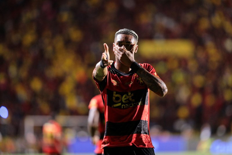 Derik Lacerda, atacante do Sport