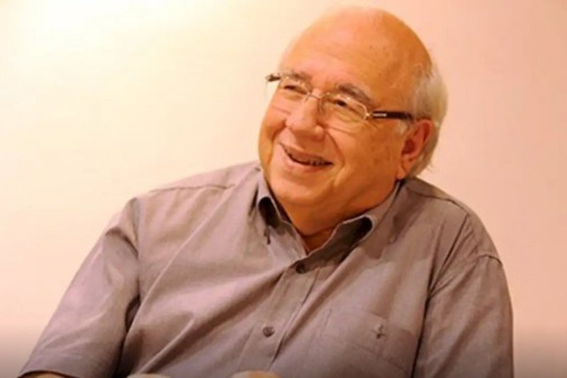 Cronista, cartunista, ficcionista, saxofonista, gourmet e torcedor fanático do Internacional, Luis Fernando Verissimo sempre foi uma das raras unanimidades positivas do País