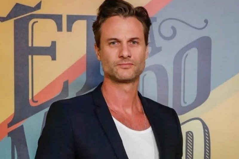 Marcelo Argenta fala sobre casal gay em ‘Êta Mundo Melhor!’: “Seria pecado não desenvolver”