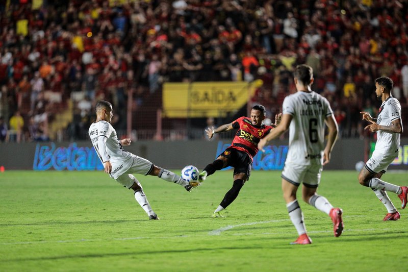 Imagem da partida entre Sport e Vasco, pela Série A do Campeonato Brasileiro