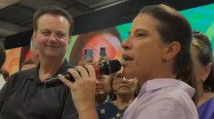 A governadora Raquel Lyra, ao lado do presidente nacional do PSD, Gilberto Kassab