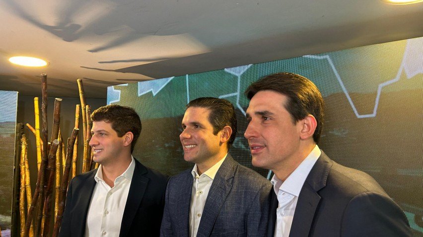 Hugo Motta, Silvio Costa Filho e João Campos no Fórum Nordeste 2025