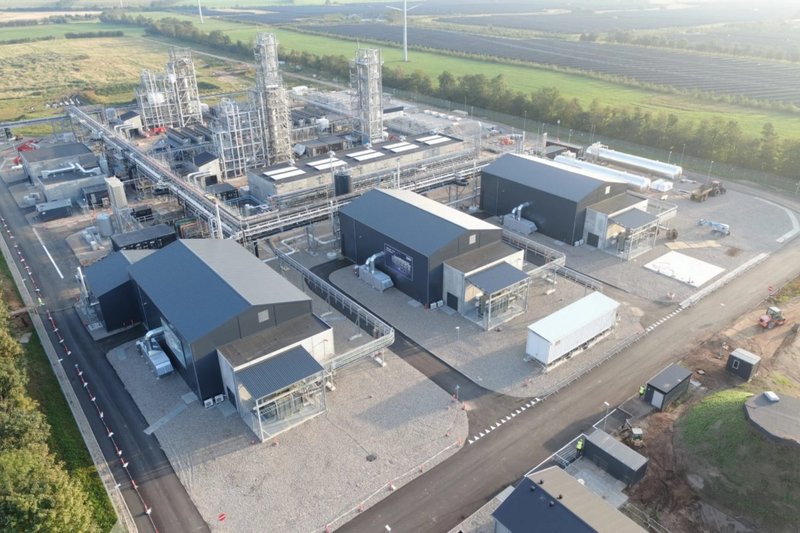 A indústria, considerada a segunda do mundo para produção desse segmento, é a primeira das Américas, produzirá o metanol verde para uso como combustível de navios e representa investimento de R$ 2 bilhões