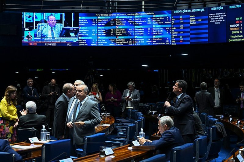 O plen&aacute;rio do Senado aprovou por 57 votos a zero, al&eacute;m de duas absten&ccedil;&otilde;es, o Projeto de Lei Complementar (PLP) 185 de 2024