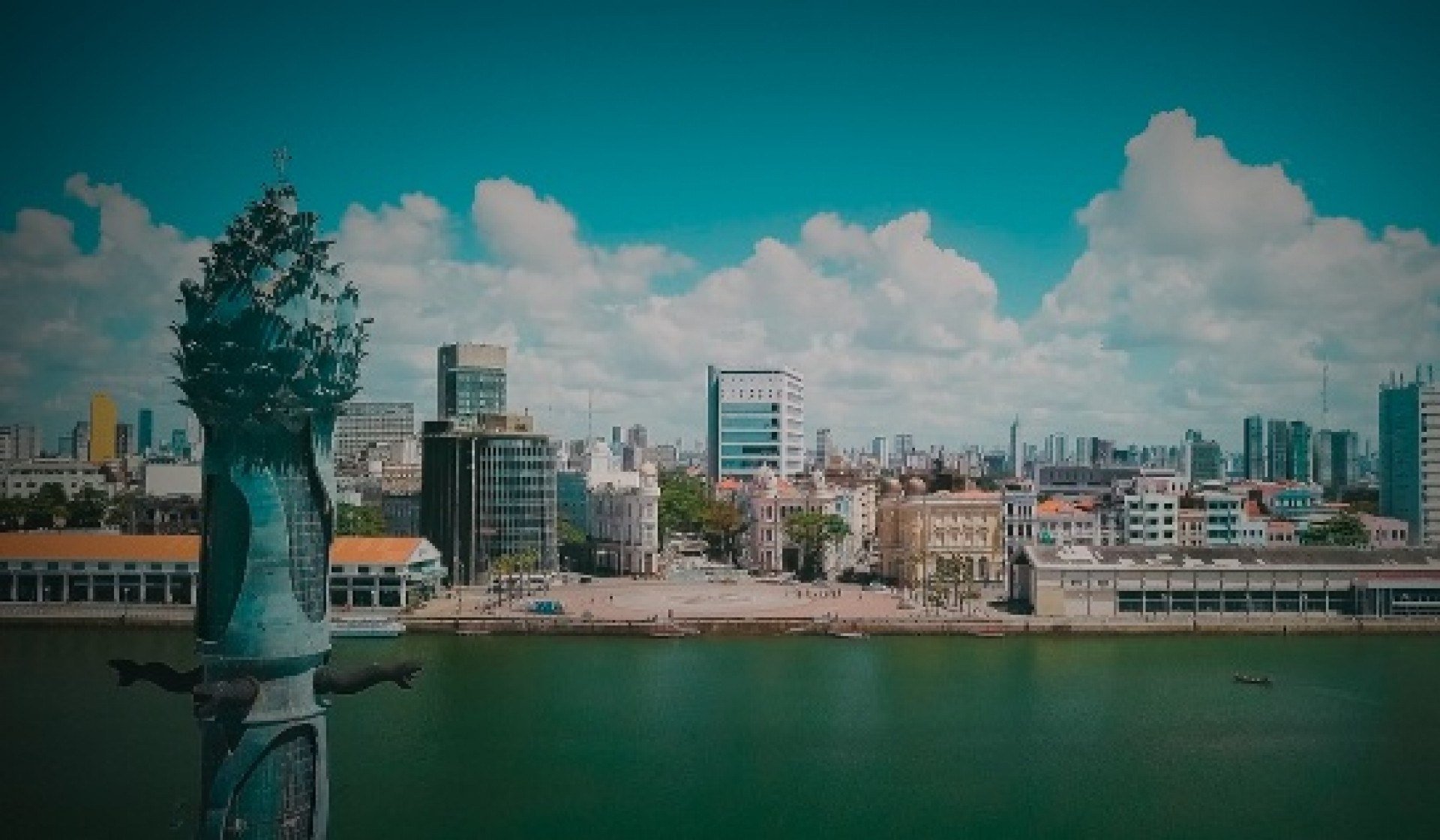 Pernambuco lança programa Ponte Tech para levar tecnologia aos maiores mercados do País