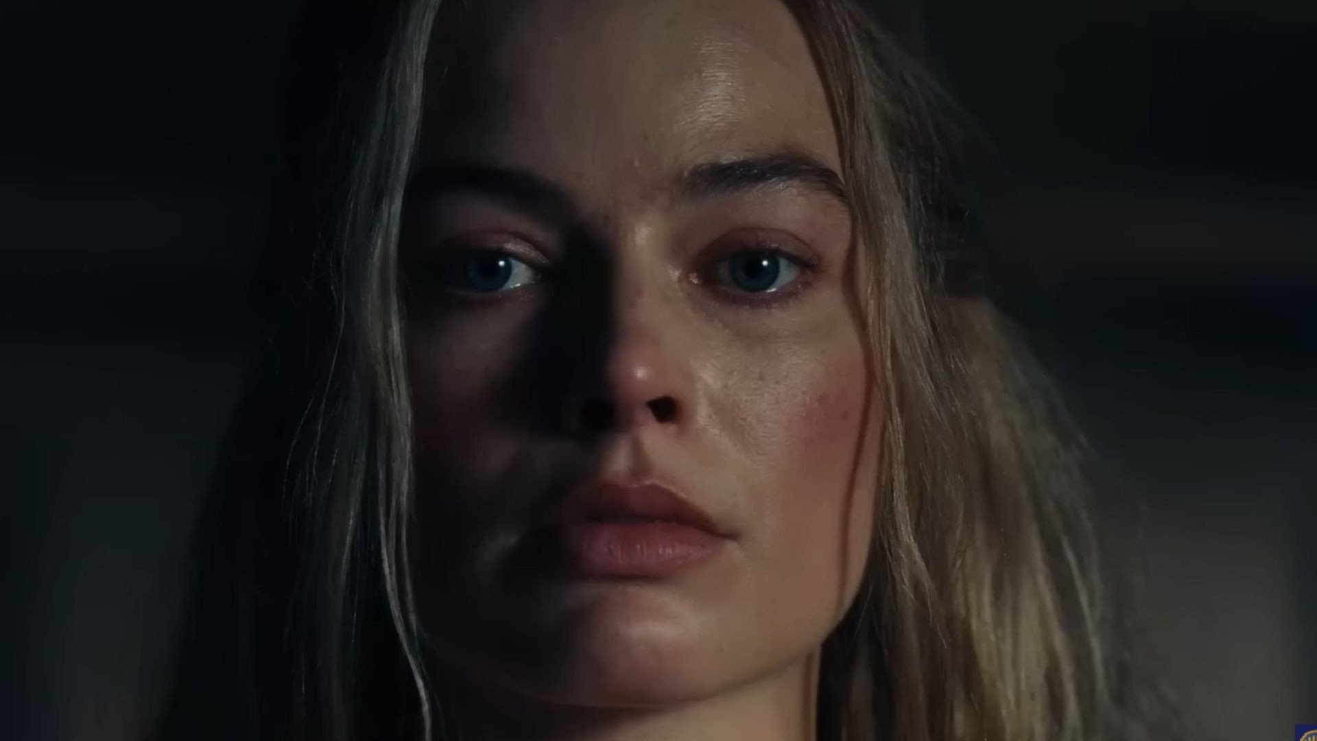 "O Morro dos Ventos Uivantes" ganha primeiro trailer e pôster