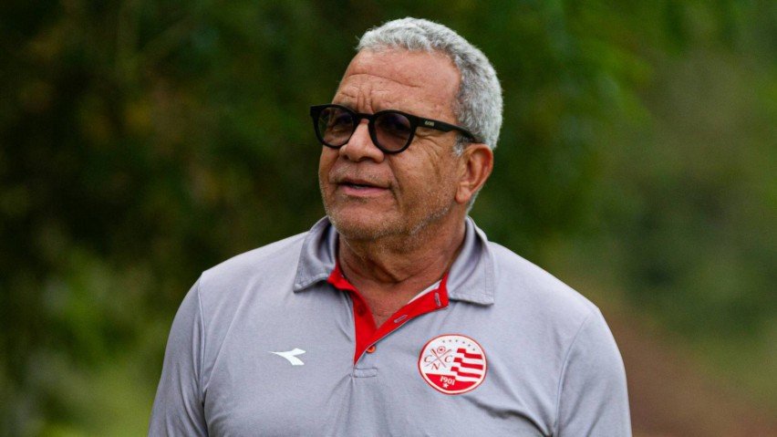 Hélio dos Anjos, técnico do Náutico
