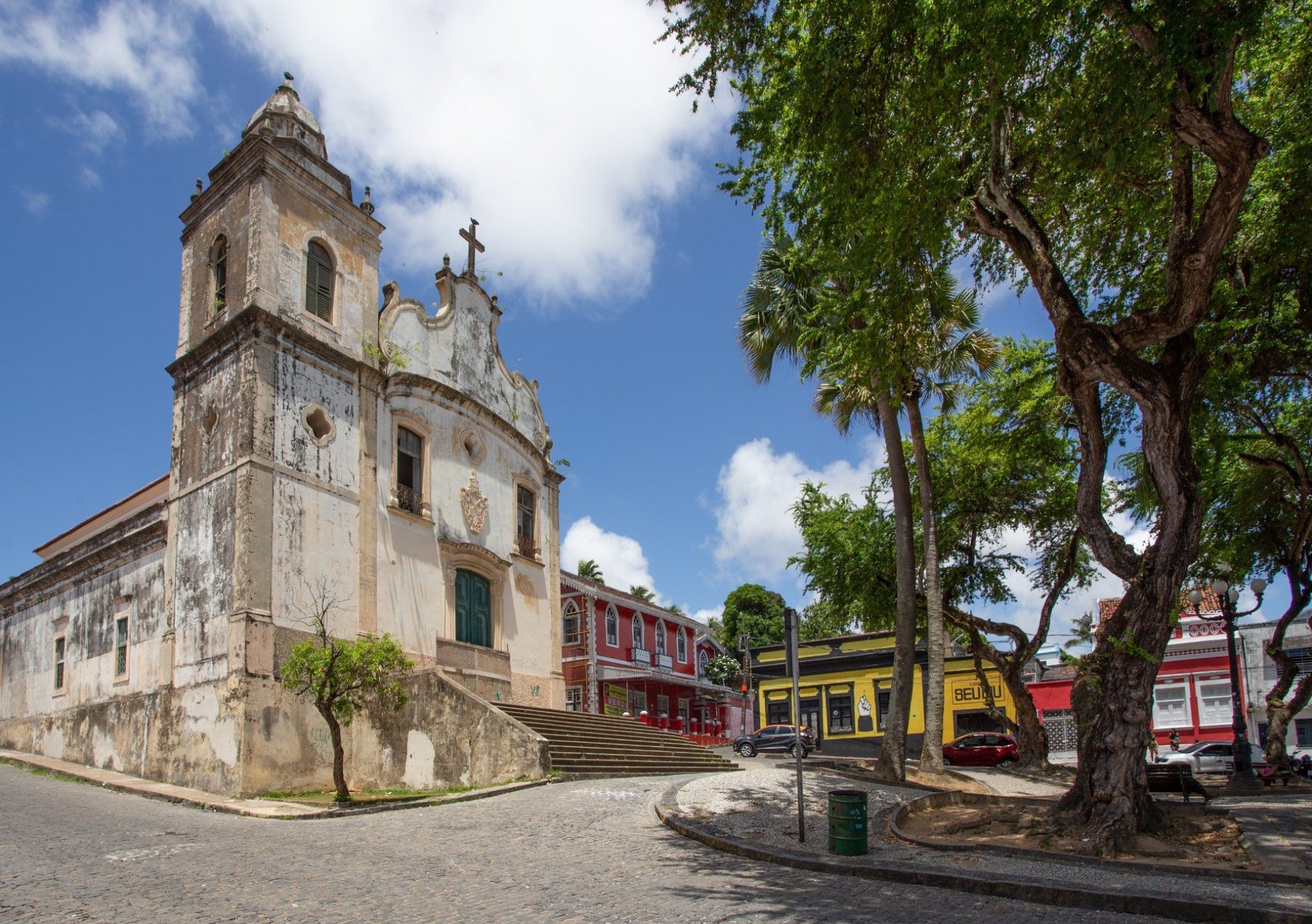 Revista destaca degradação da área histórica de Olinda