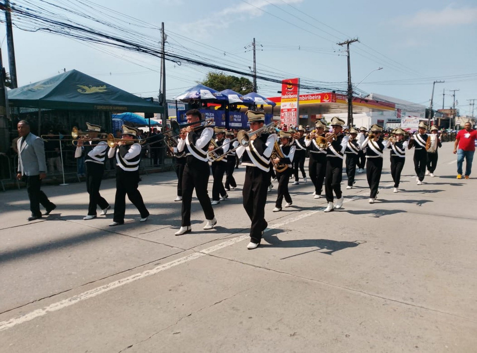 7 de setembro no Recife: veja fotos do desfile cívico-militar na Imbiribeira