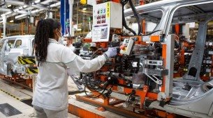 Automação, processo e operários escolarizados garantem altissima produtiidade na planta da Stellantis em Goiana Pernambuco.