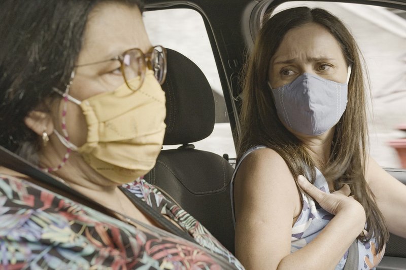 Regina Casé e Adriana Esteves nos tempos da pandemia: 'Amor de Mãe'