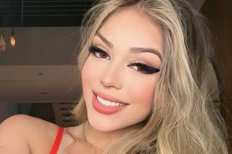 Melody exibe rebolado sensual em vídeo e fã sugere OnlyFans: “A maior”
