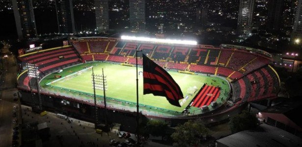 Sport: Ilha do Retiro tem capacidade aumentada após vistoria do corpo de Bombeiros