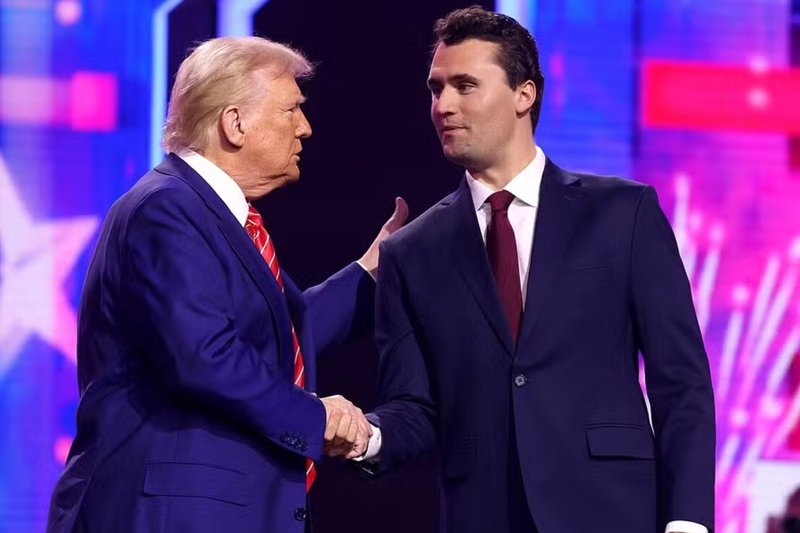 Charlie Kirk era aliado do presidente dos Estados Unidos, Donald Trump, que confirmou a morte do ativista nas redes sociais